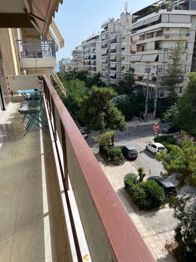 Peaceful Apartment By Flisvos Marina By Athenian Homes Exterior photo